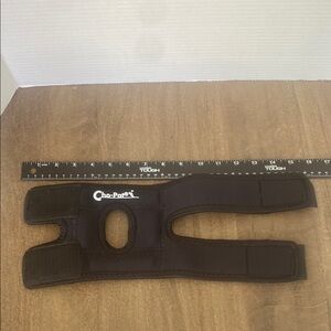 Cho-Pat Black Knee‎ Support
